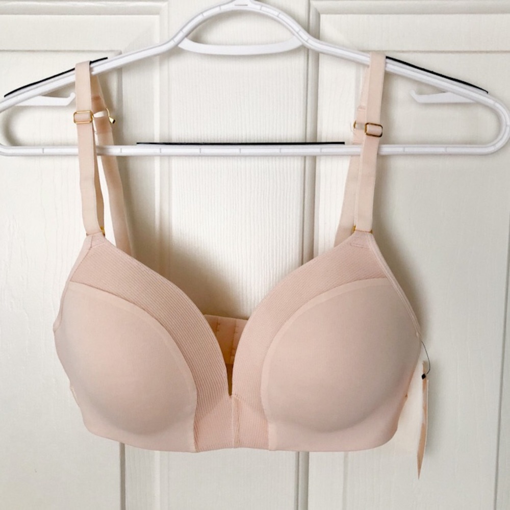 Lively Deep V Bralette in Light Pink